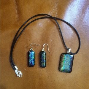 🔥5 for $25🔥 Glass necklace earring set